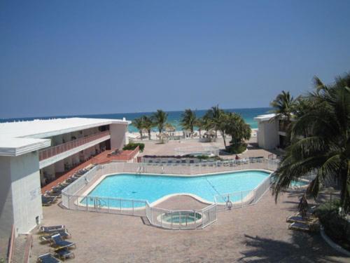 Sahara Beach Club Sunny Isles Beach Extérieur photo