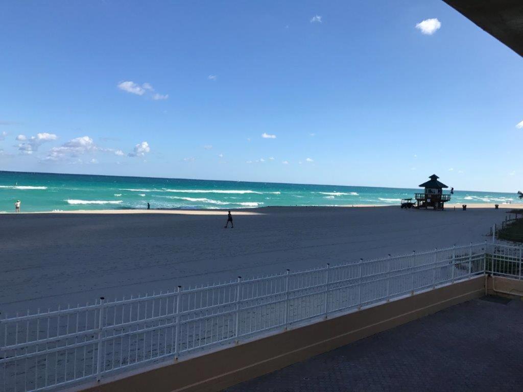 Sahara Beach Club Sunny Isles Beach Extérieur photo